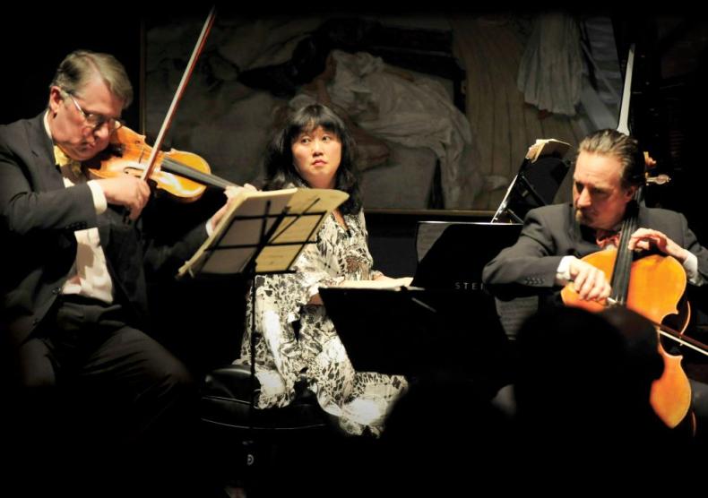 Han-Setzer-Finckel Trio