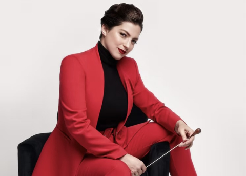 Michelle Di Russo, conductor