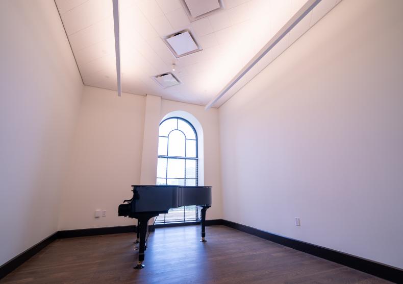 Faculty studio in Brockman Hall for Opera
