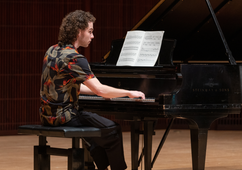 Pianist performs in Stude Concert Hall