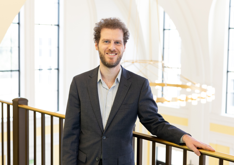 Headshot of Corey Silbertstein