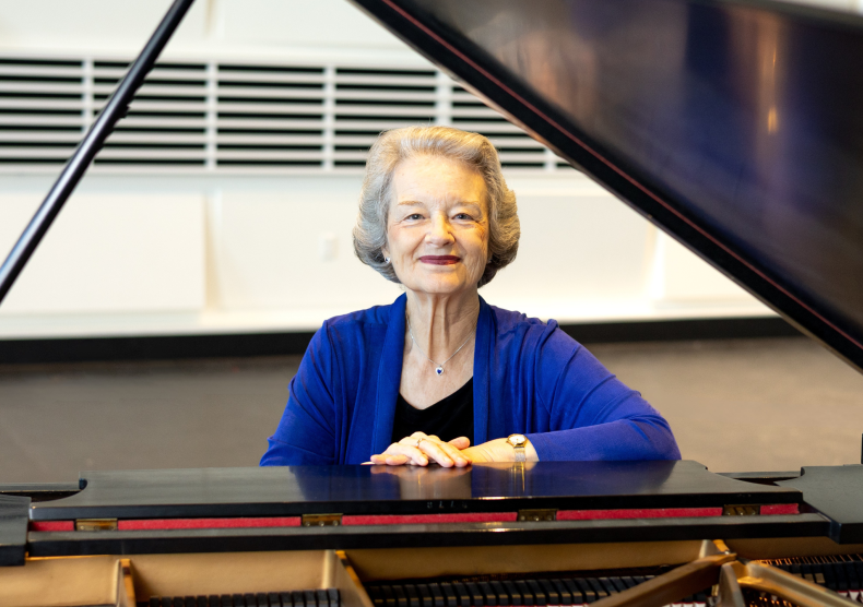 Headshot of Jeanne Fischer