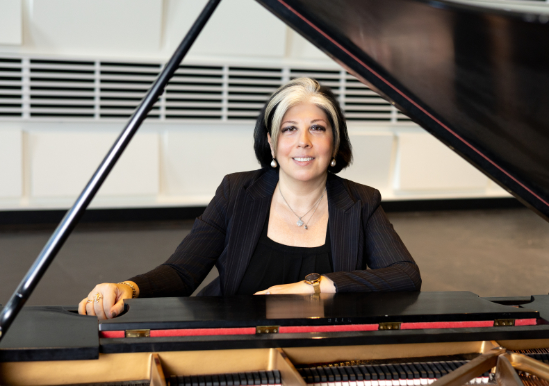 Headshot of Nino Sanikidze