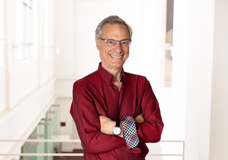 Headshot of Richard Lavenda